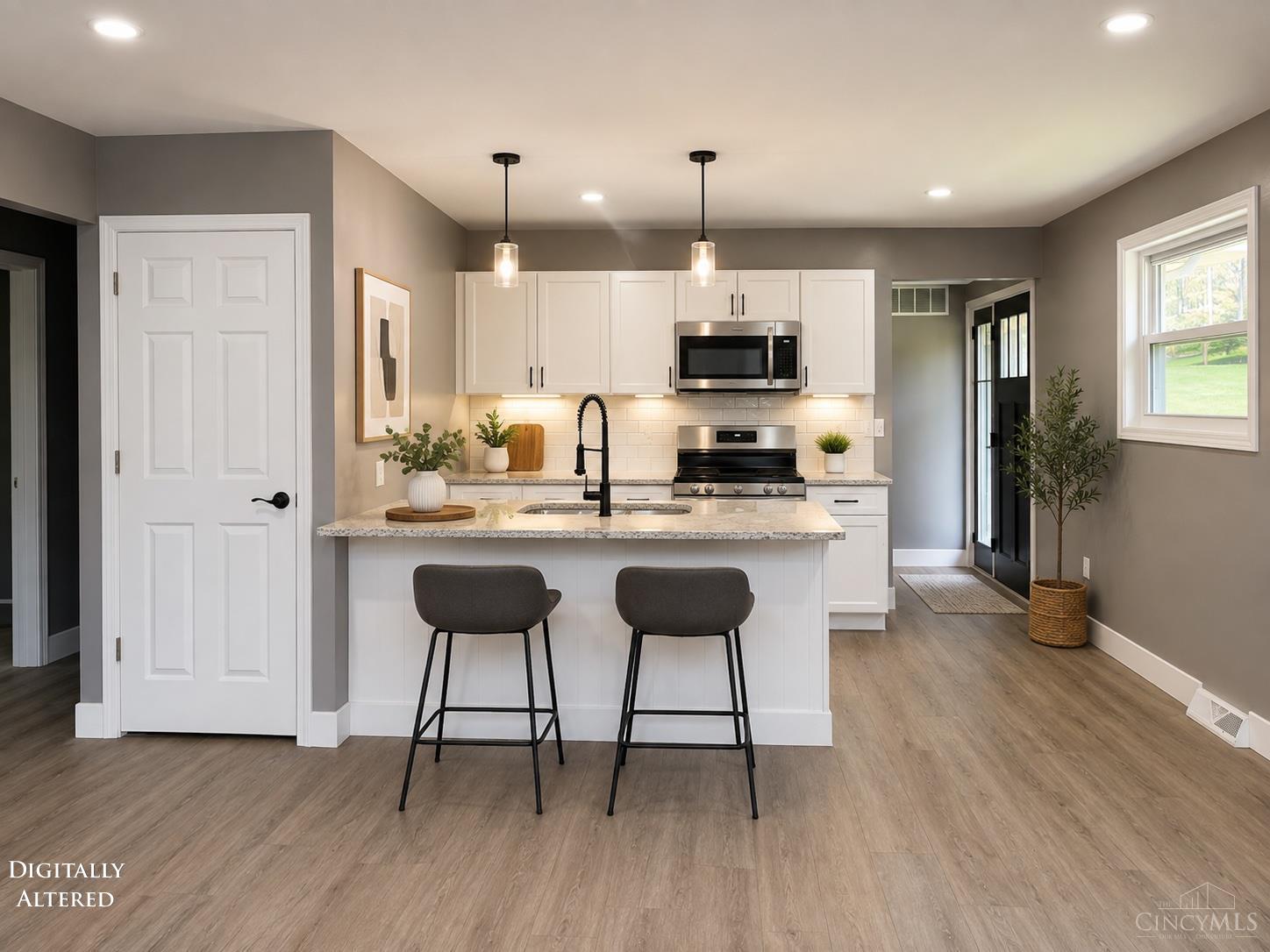 Photo 3 of Single family home for sale at 11733 Thistlehill Dr, Loveland, OH 45140 | MLS# 1888884 | Listing updated on 2026-10-01