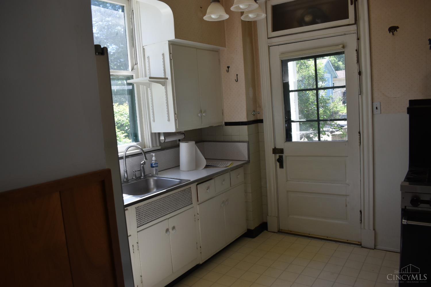 3736 High Point Avenue, Cincinnati, OH, 45211 — photo 15