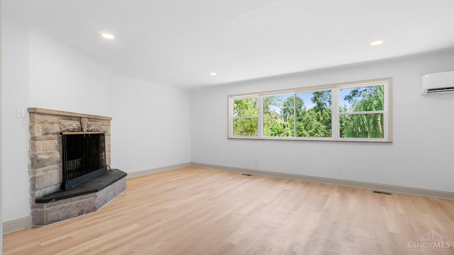 4th image of 2810 Robers, Cincinnati, OH 45239 | MLS# 1889572