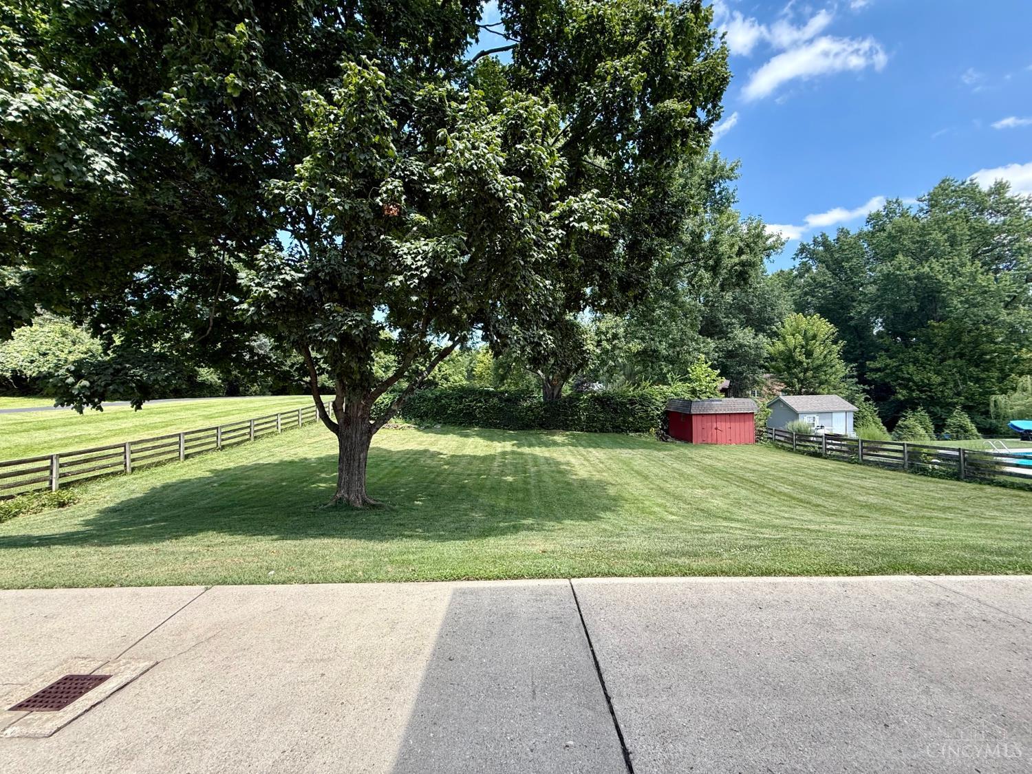 34th image of 6768 Menz Ln, Cincinnati, OH 45233 | MLS# 1889651