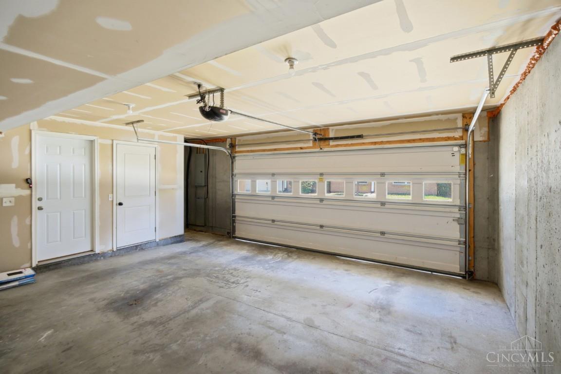 9550 Cobblestone Walk, West Chester, OH, 45069 — photo 36