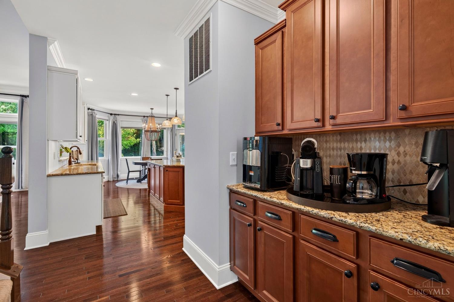 1529 Shaker Run Boulevard, Turtle Creek Twp, OH, 45036 — photo 11