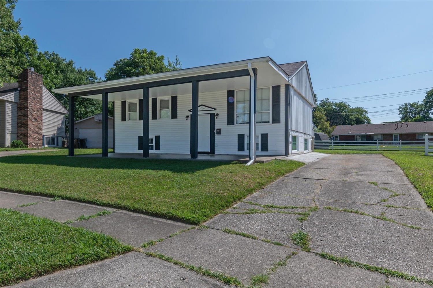 3rd image of 390 Sandy Ln, Franklin, OH 45005 | MLS# 1889683