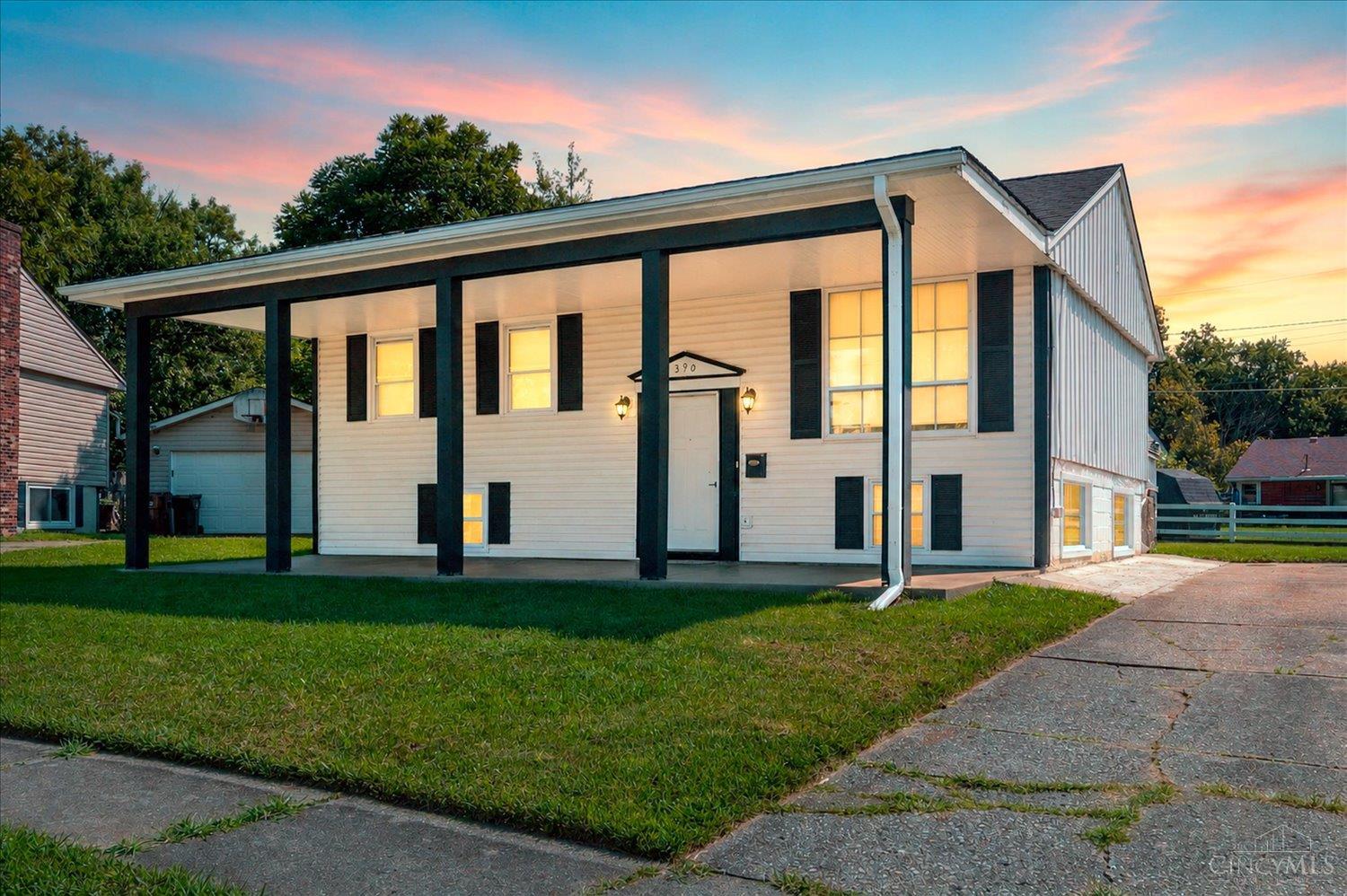 2nd image of 390 Sandy Ln, Franklin, OH 45005 | MLS# 1889683