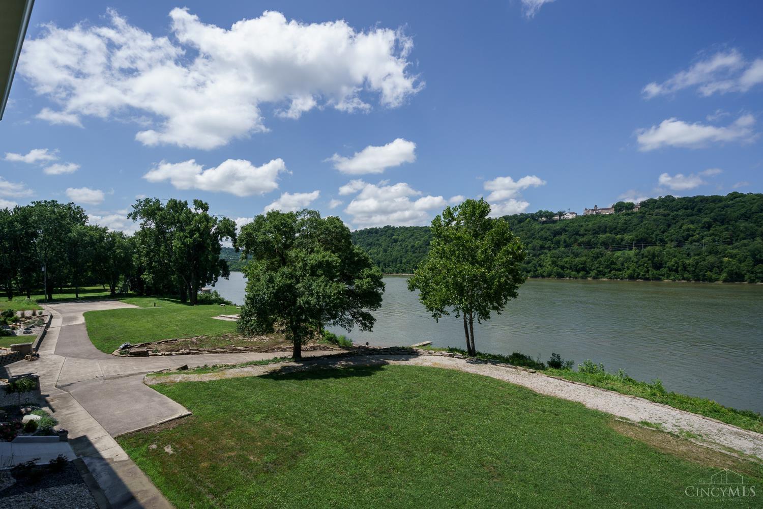 5749 Sanctuary Place, Cincinnati, OH, 45230 — photo 37