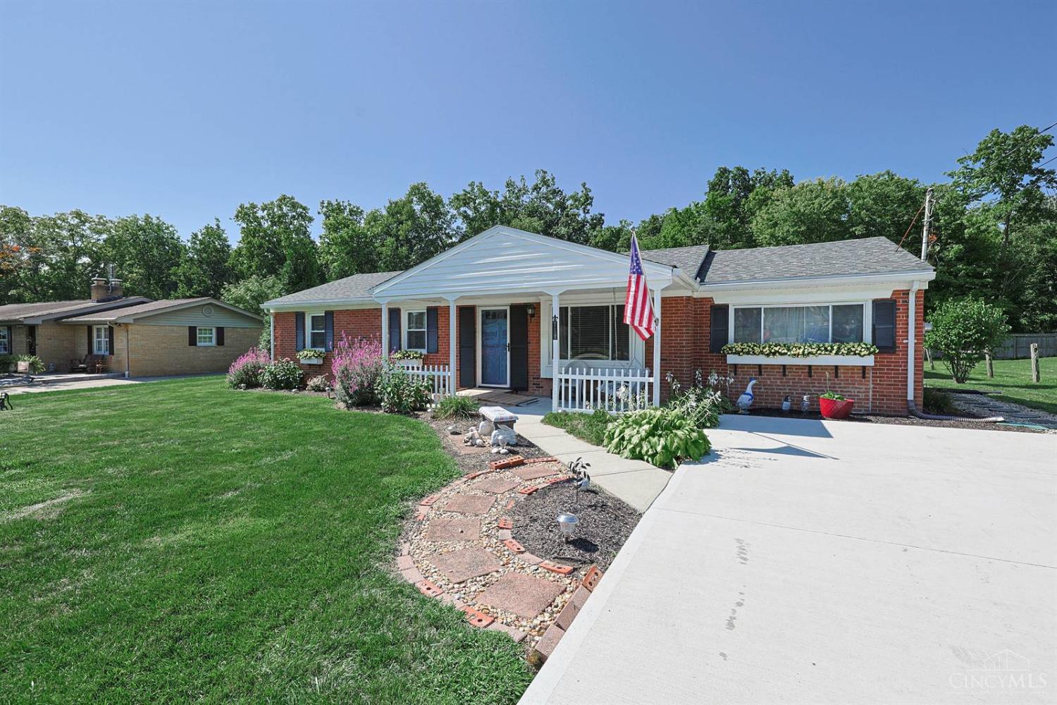 2nd image of 451 Blossom Ln, Union Twp, OH 45244 | MLS# 1889627