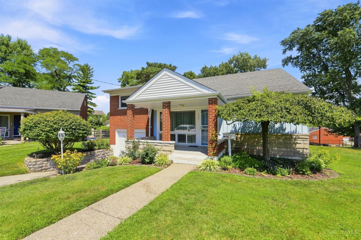 3rd image of 3392 Harmony Ln, Green Twp, OH 45248 | MLS# 1889448