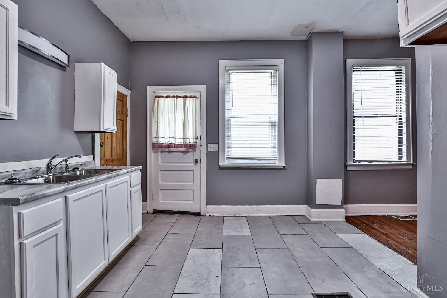 538 Grand Avenue, Cincinnati, OH, 45205 — photo 17