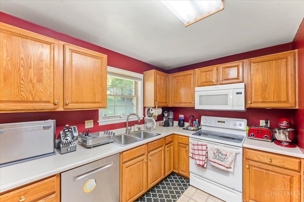 5640 Windridge Drive, Green Twp, OH, 45248 — photo 12