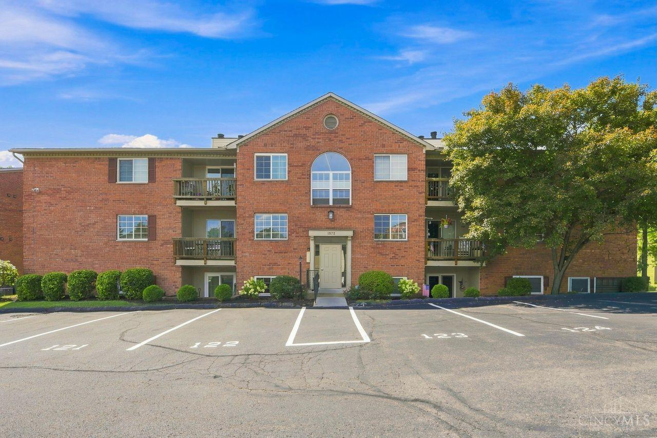 1st image of 1572 Gelhot Dr #127, Fairfield, OH 45014 | MLS# 1889659