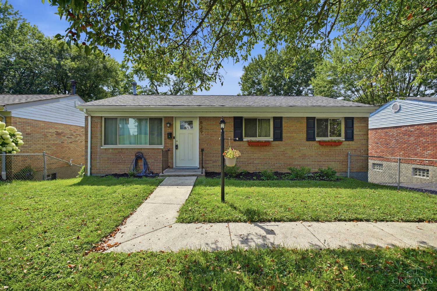 1st image of 629 N Miami Ave, Cleves, OH 45002 | MLS# 1889489