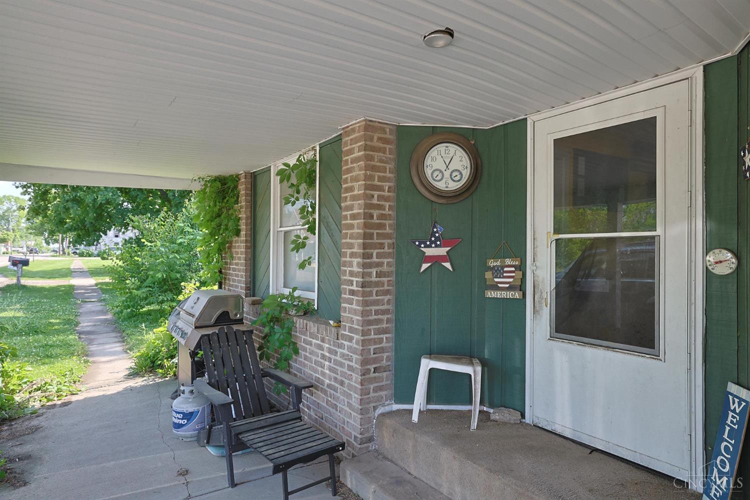 5th image of 8524 Main St, Pleasant Plain, OH 45162