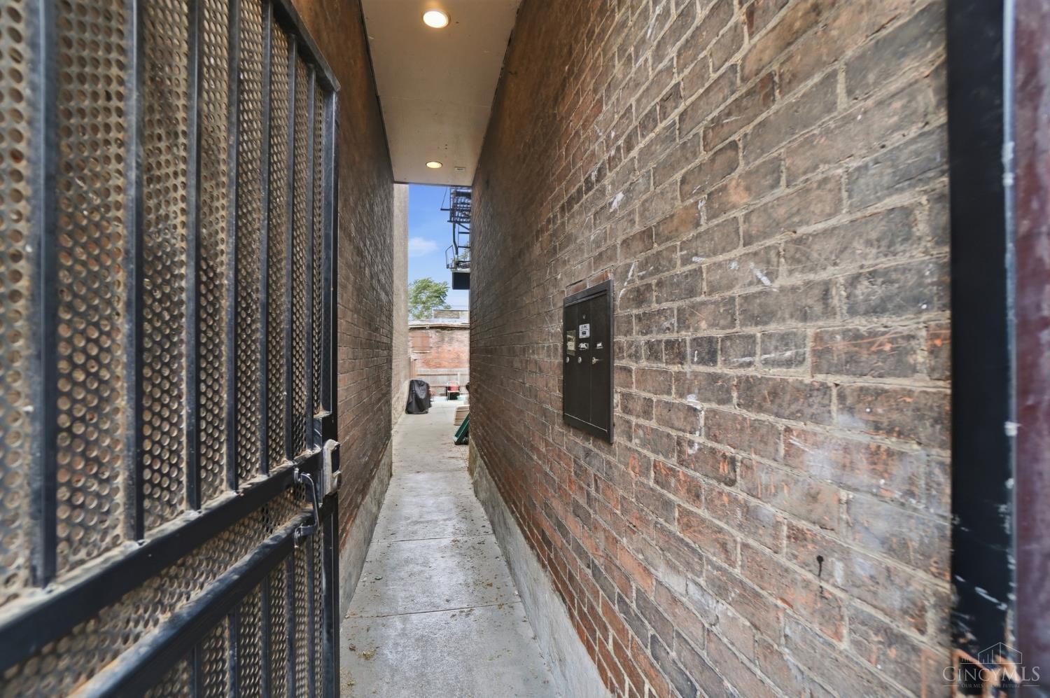 2131 Colerain Avenue, Cincinnati, OH, 45214 — photo 4