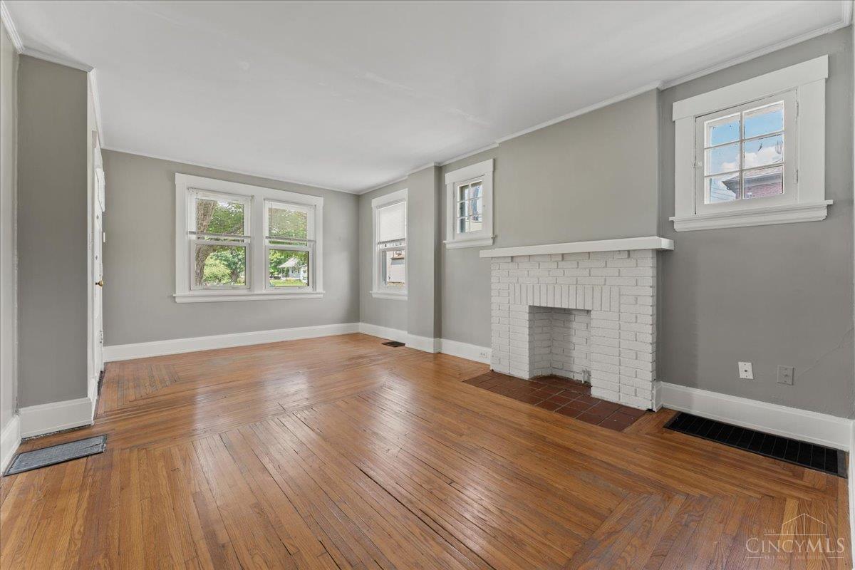 4th image of 6820 Alpine Ave, Silverton, OH 45236