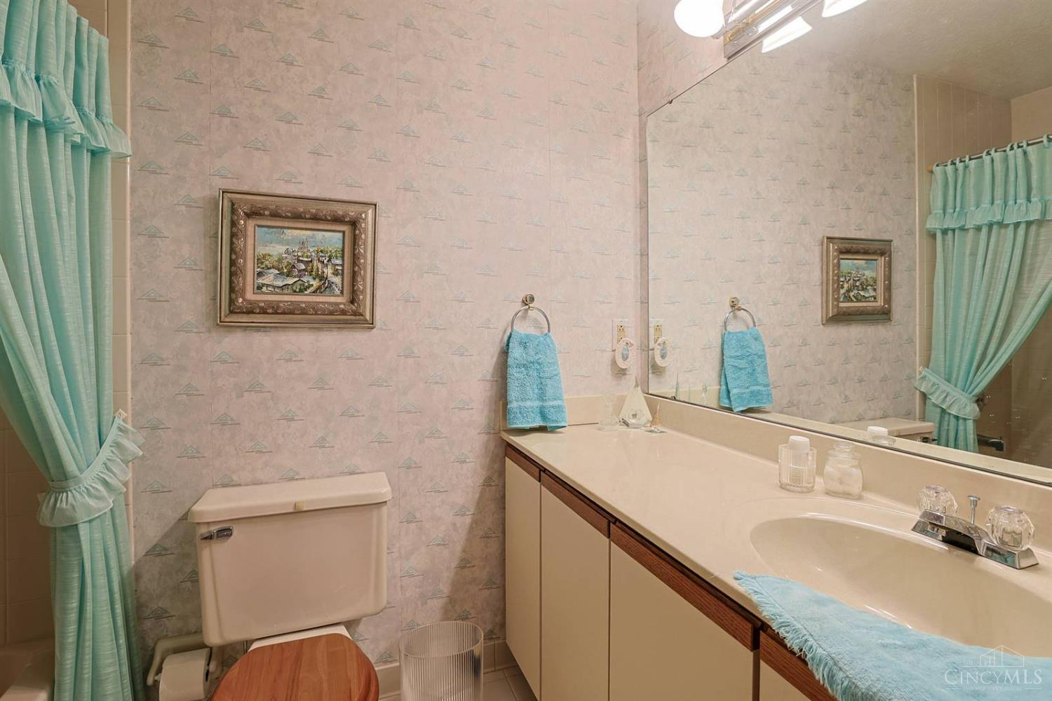 6228 Eagles Lake Drive, Green Twp, OH, 45248 — photo 21