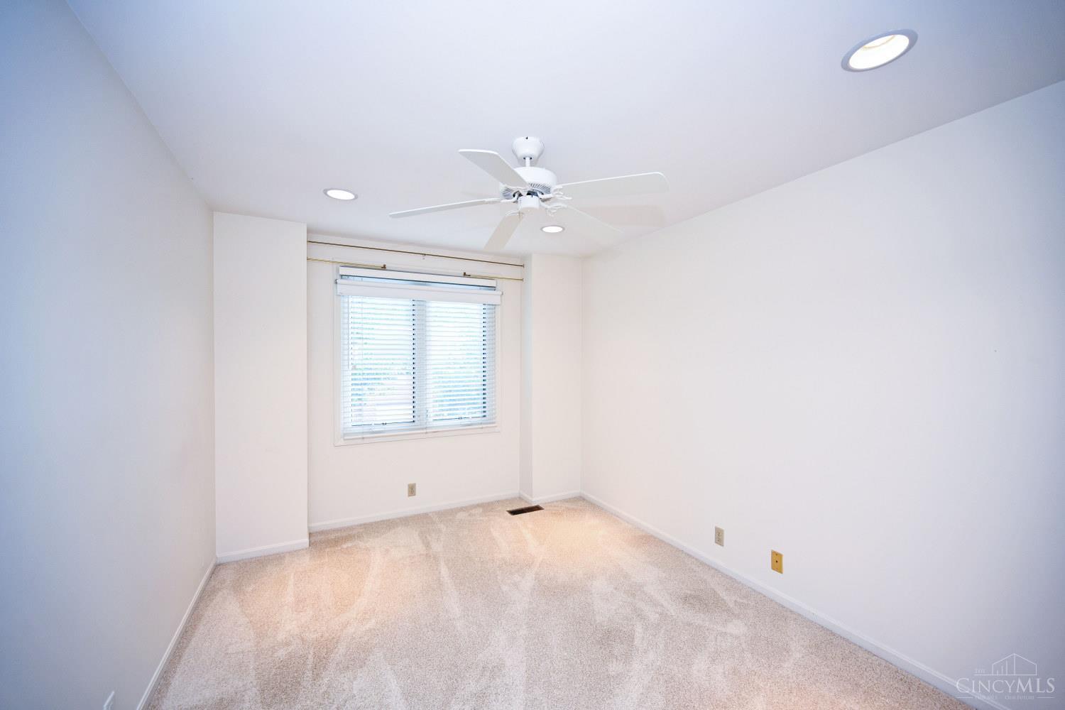 681 Totten Way, Cincinnati, OH, 45226 — photo 38