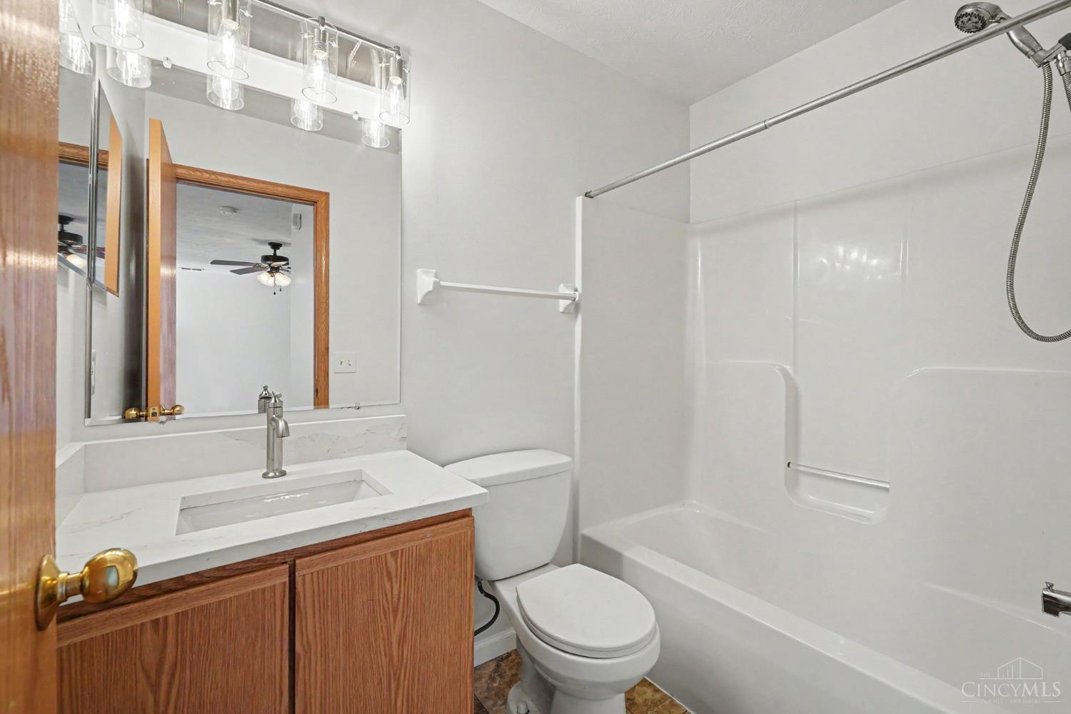 357 Hartford Court, Hamilton Twp, OH, 45039 — photo 20