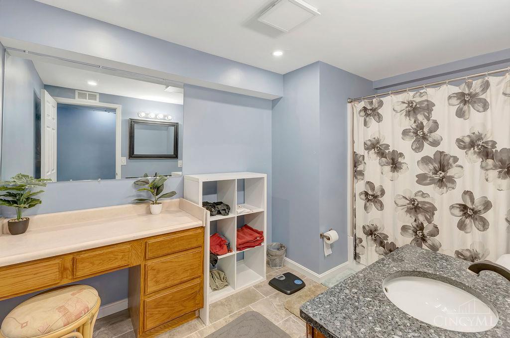 6736 Raven Court, Liberty Twp, OH, 45011 — photo 12