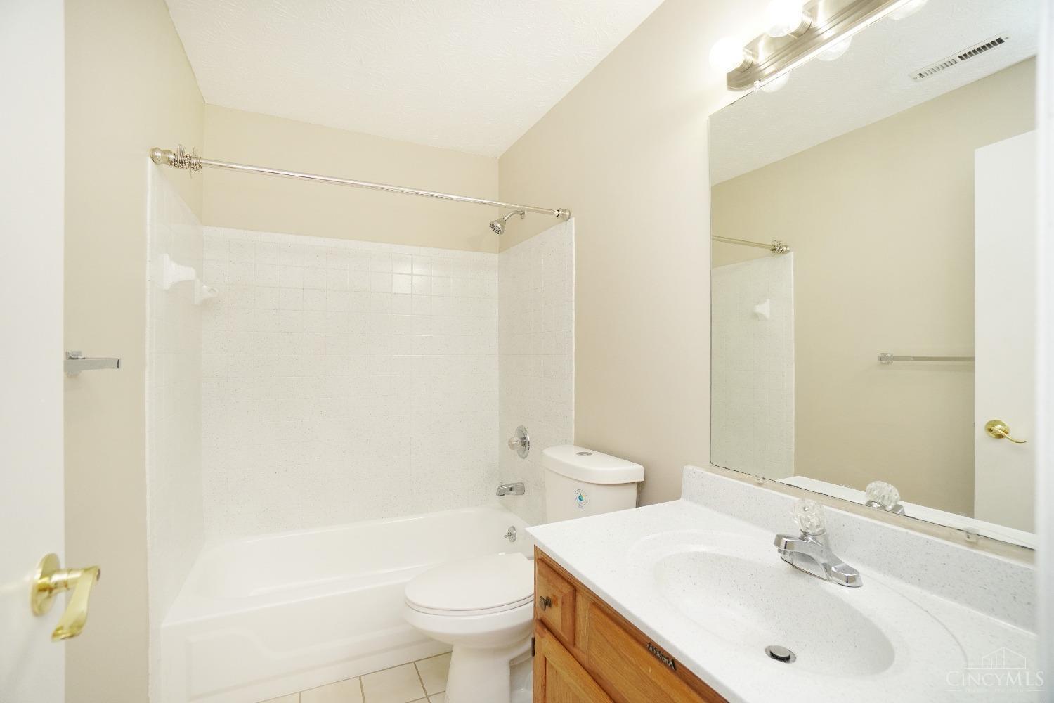8945 Eagleview Drive #7, West Chester, OH, 45069 — photo 22
