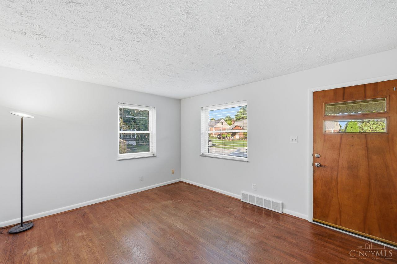 5th image of 8546 Darnell Ave, Cincinnati, OH 45236 | MLS# 1889764