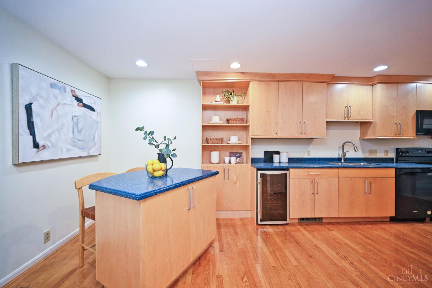 681 Totten Way, Cincinnati, OH, 45226 — photo 13