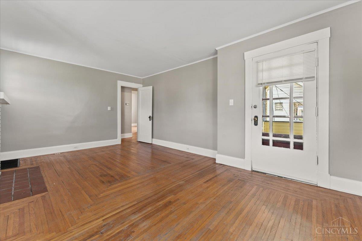 5th image of 6820 Alpine Ave, Silverton, OH 45236