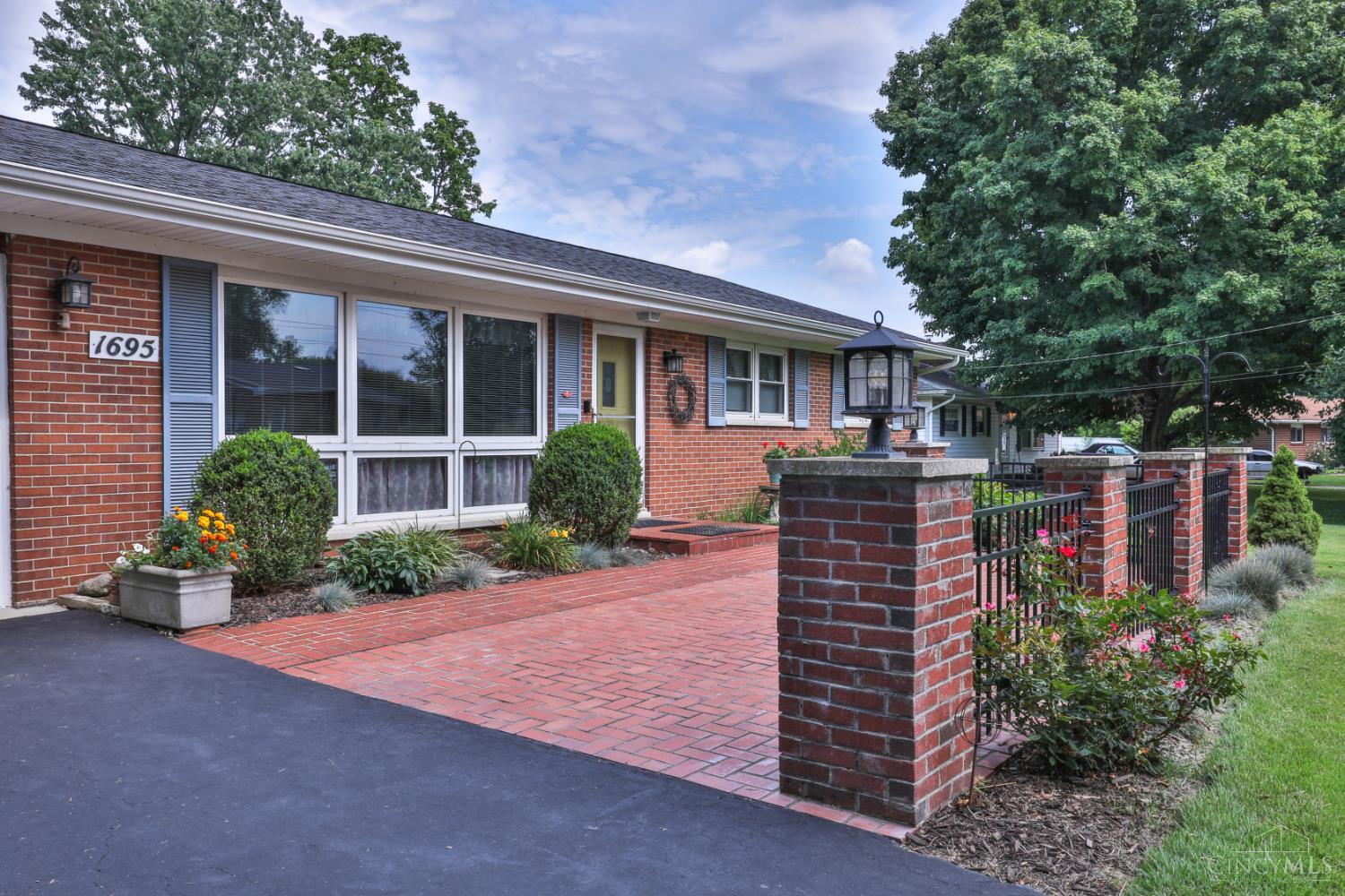 4th image of 1695 Hillcrest Ave, Union Twp, OH 45177 | MLS# 1889481