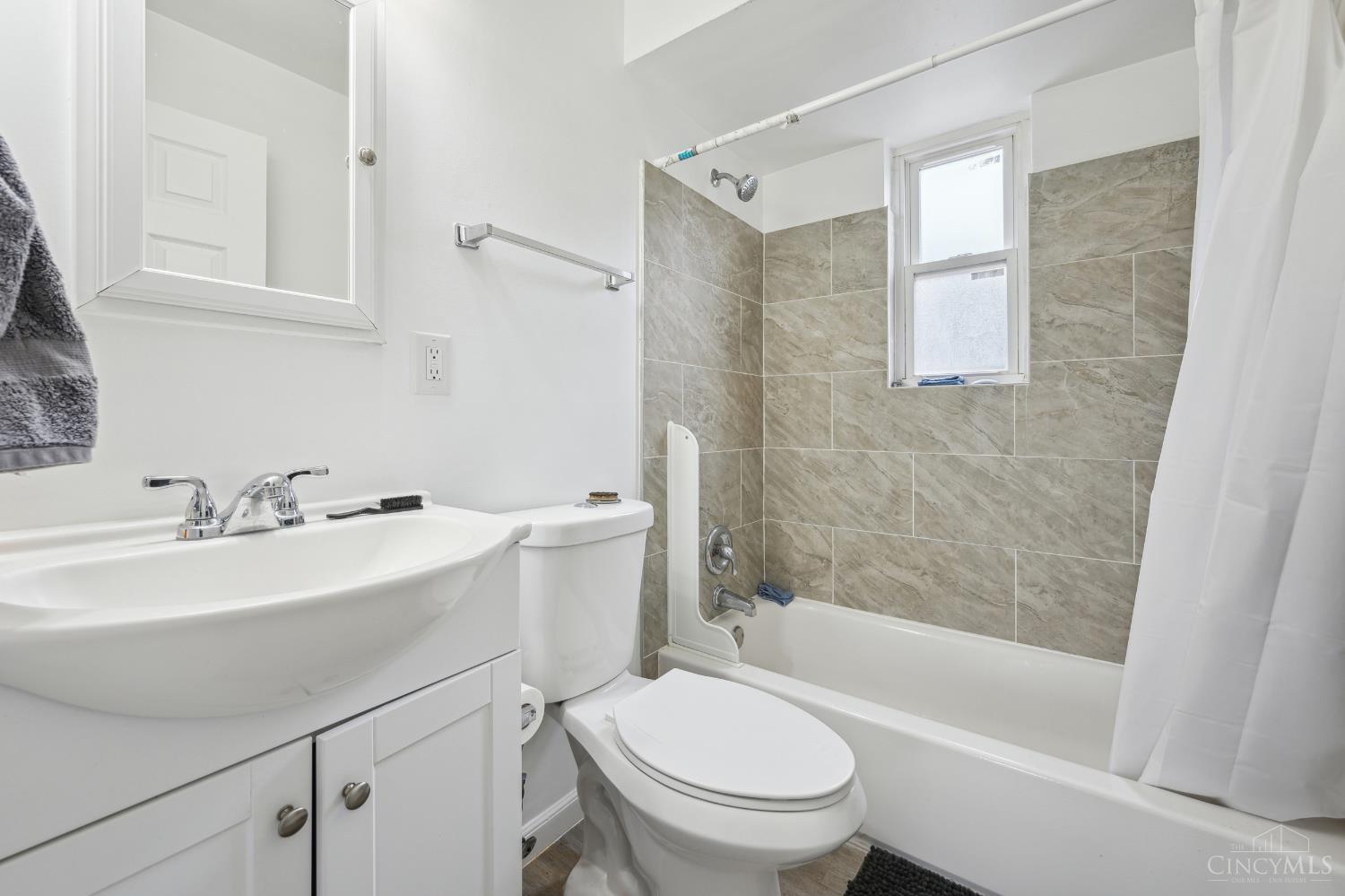 3048 Gilbert Avenue, Cincinnati, OH, 45206 — photo 23