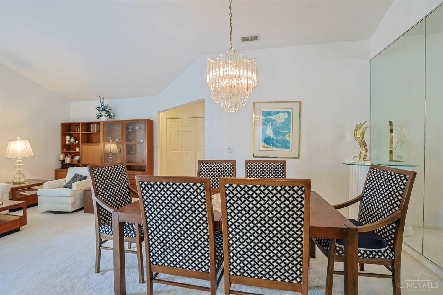 6228 Eagles Lake Drive, Green Twp, OH, 45248 — photo 10