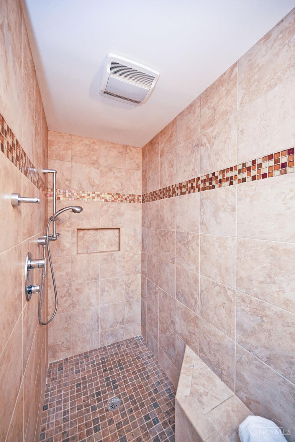 681 Totten Way, Cincinnati, OH, 45226 — photo 34