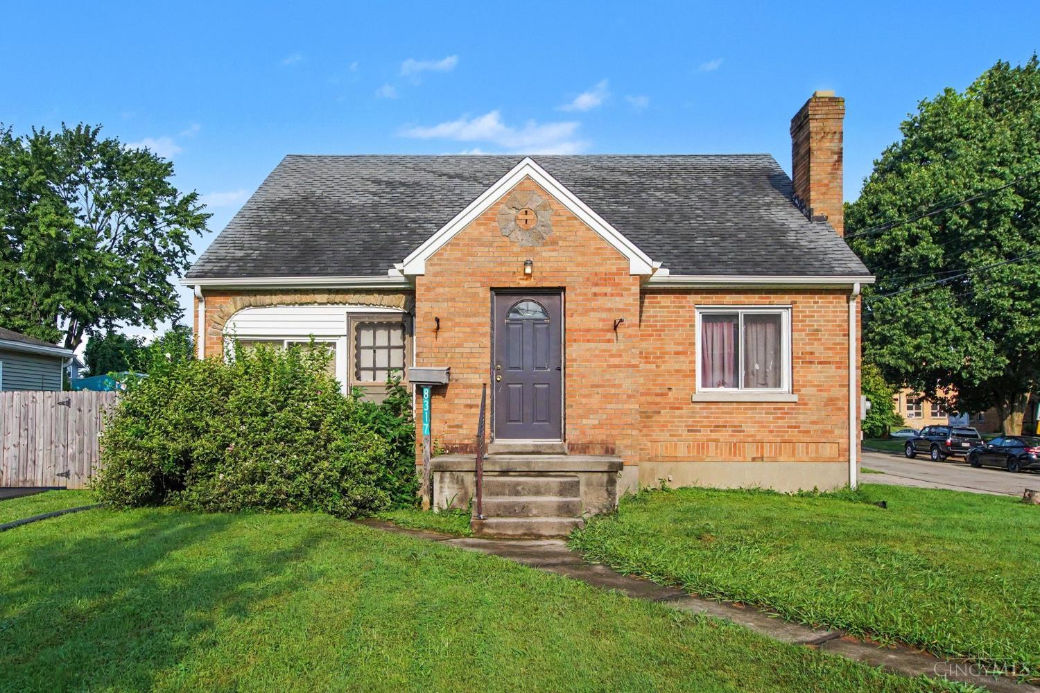 1st image of 8317 Lake Ave, Sycamore Twp, OH 45236 | MLS# 1889876