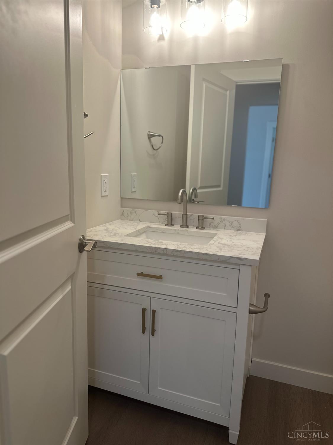 335 Ruth Street, Loveland, OH, 45140 — photo 11