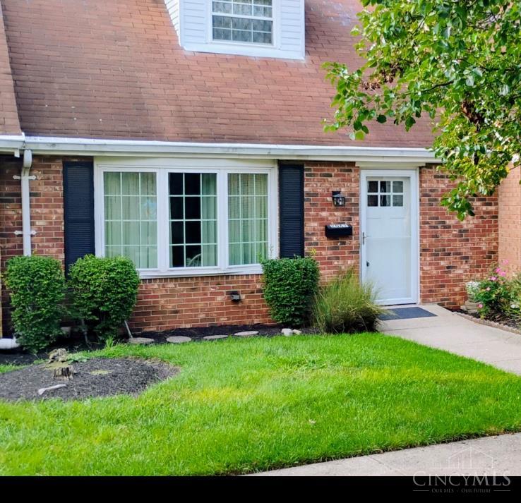Photo 1 of Sale Pending at 2062 Sunset Dr #I39, Hamilton, OH 45013 | MLS# 1889891 | Listing updated on 2026-09-12