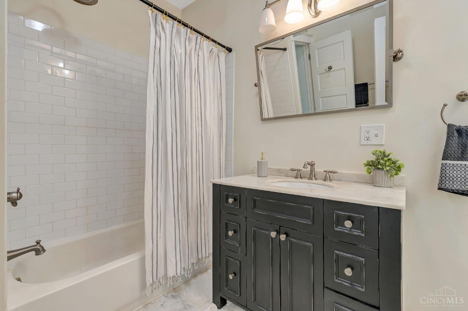 3734 Woodland Avenue, Cincinnati, OH, 45209 — photo 18