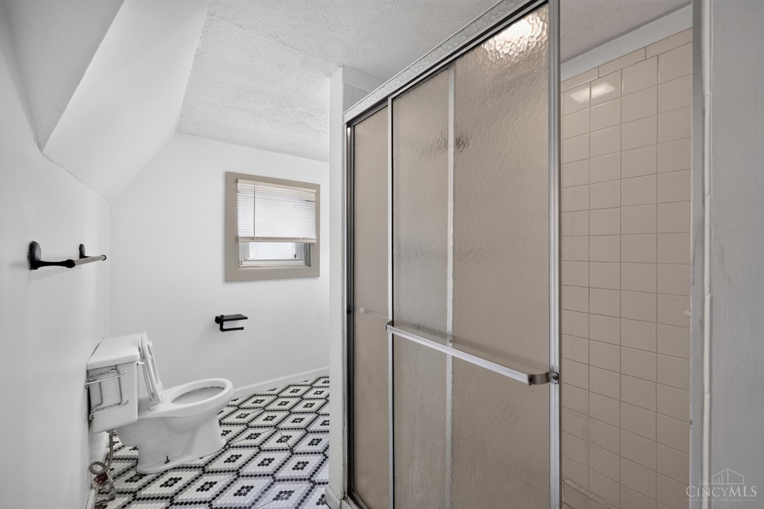 1803 Lawn Avenue, Cincinnati, OH, 45237 — photo 24