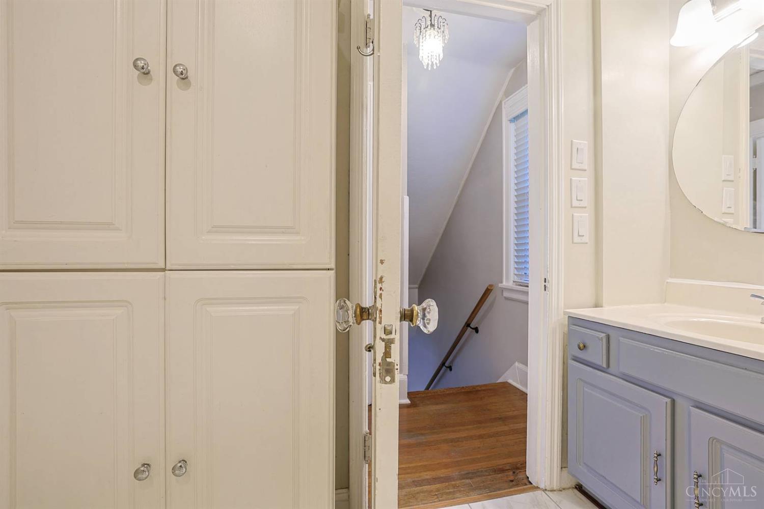3000 Mapleleaf Avenue, Cincinnati, OH, 45213 — photo 22