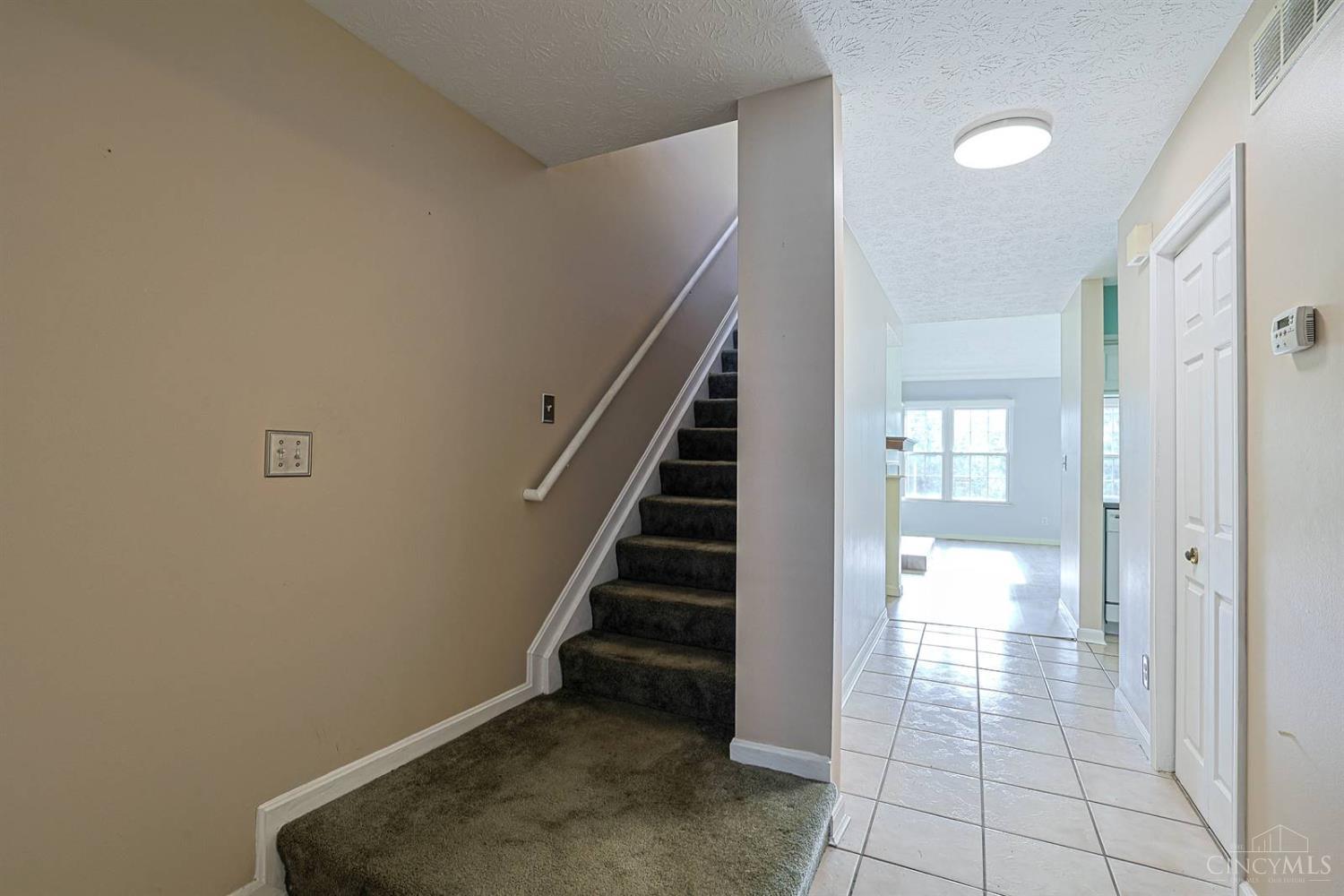 2nd image of 10555 Montgomery Rd, Montgomery, OH 45242
