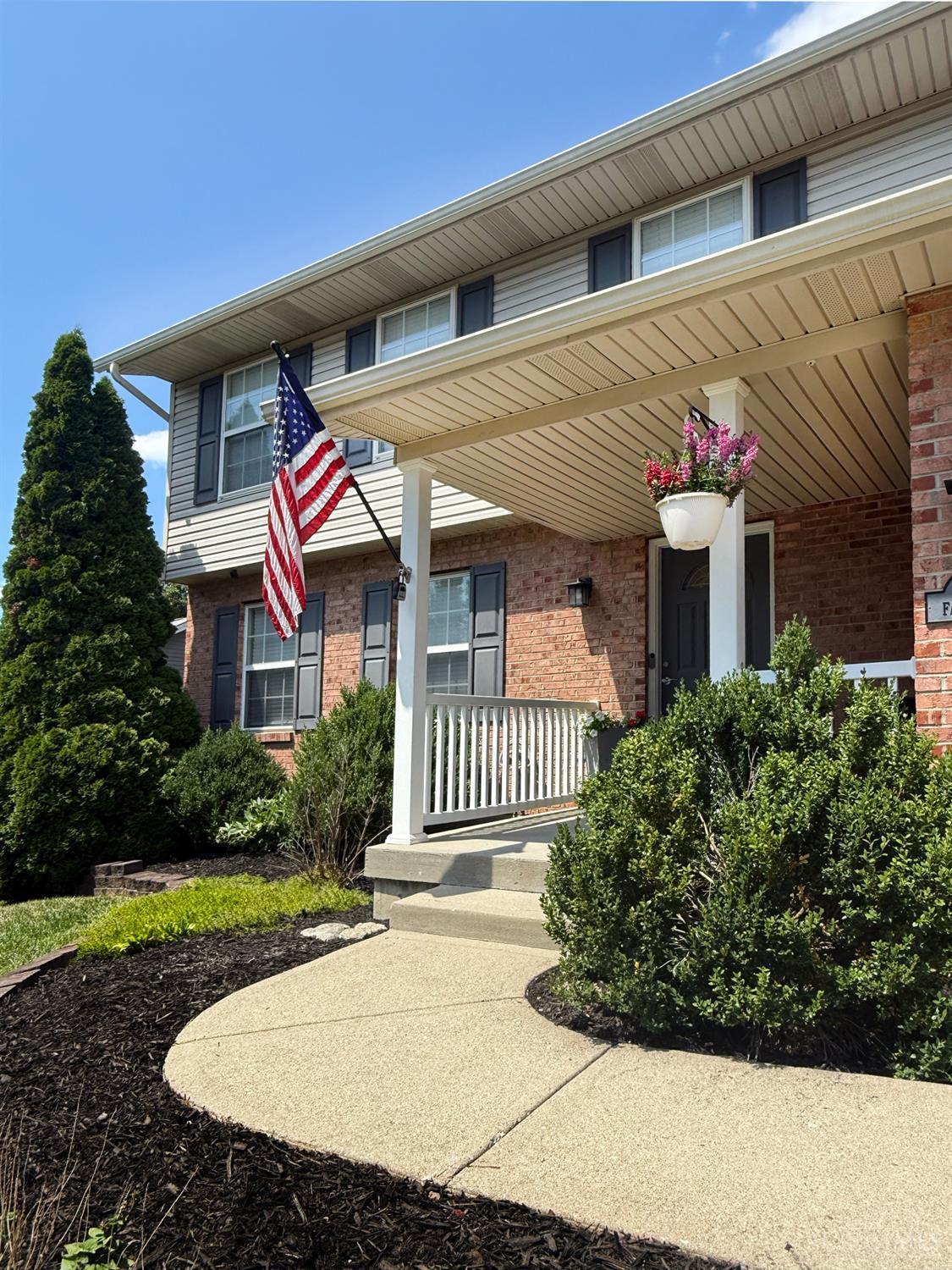 Photo 3 of Single family home for sale at 6568 Fayetta Dr, Fairfield Twp, OH 45011 | MLS# 1890027 | Listing updated on 2026-10-02