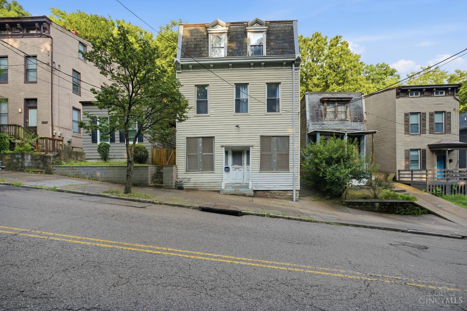 2212 Ravine Street, Cincinnati, OH, 45219 — photo 3