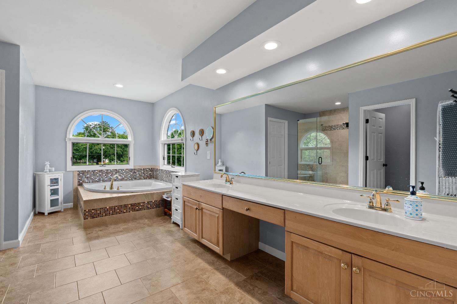 1210 Ascot Drive, Hamilton Twp, OH, 45039 — photo 30
