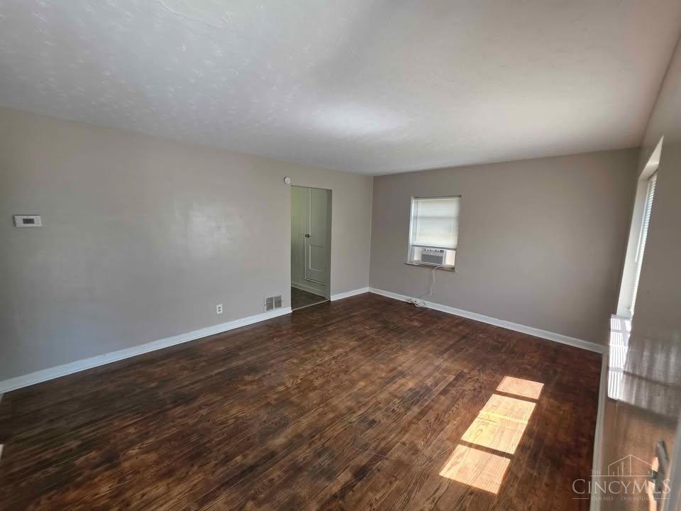 2nd image of 968 Delhi Ave, Cincinnati, OH 45204 | MLS# 1890010