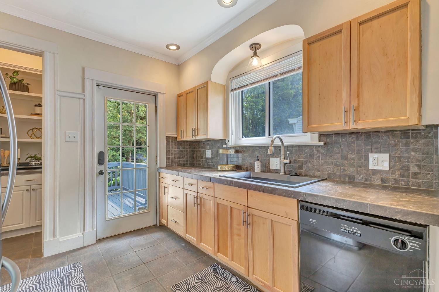 3734 Woodland Avenue, Cincinnati, OH, 45209 — photo 4