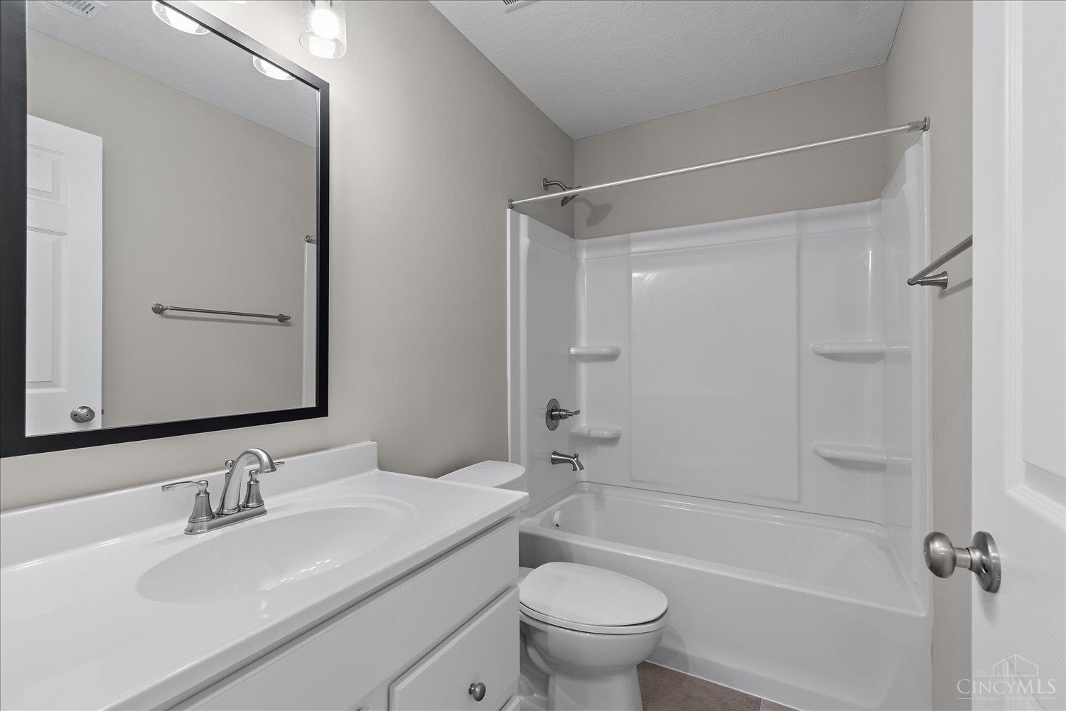 2091 Sunflower Place, Batavia, OH, 45103 — photo 23
