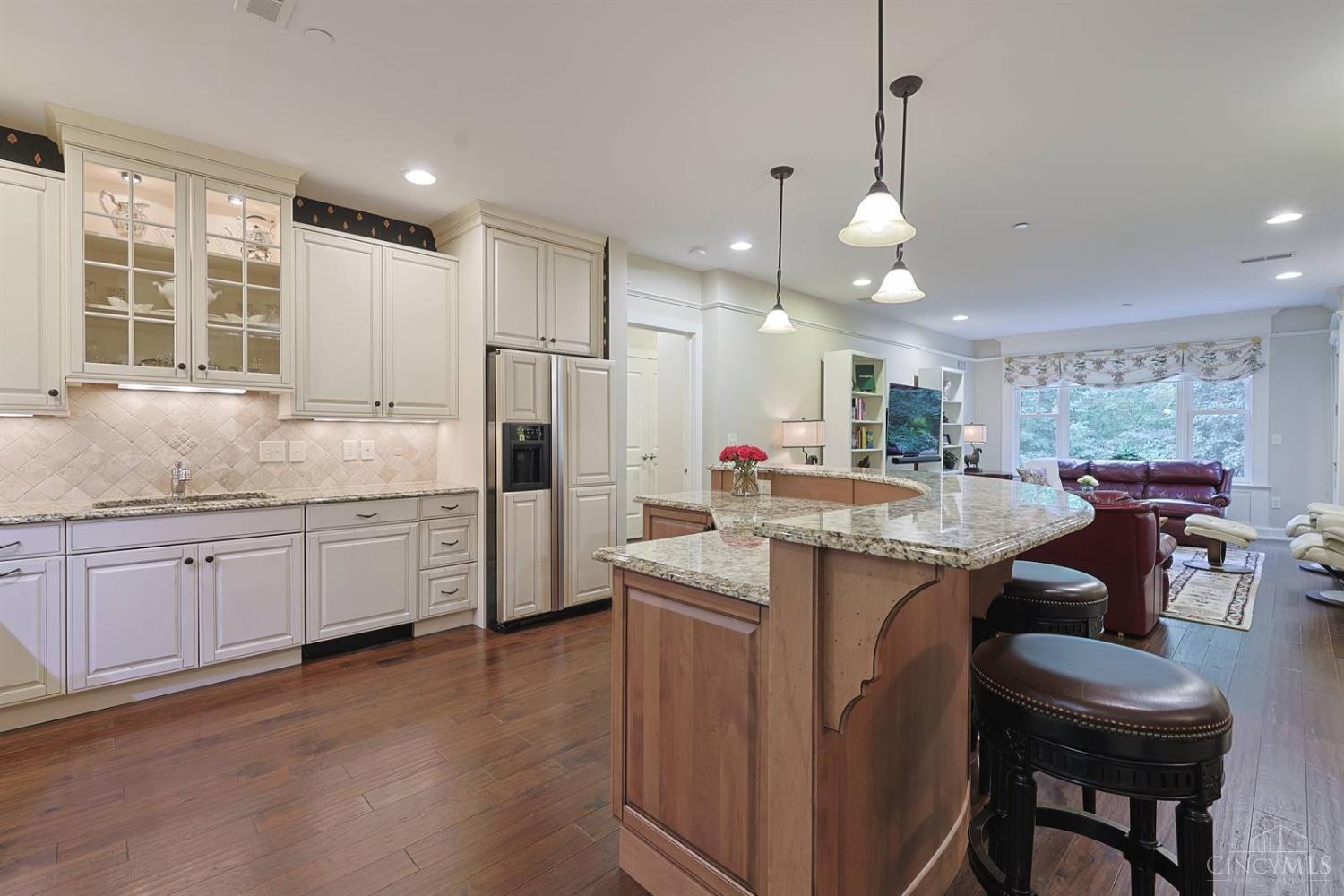 3942 Miami Road #203, Mariemont, OH, 45227 — photo 19