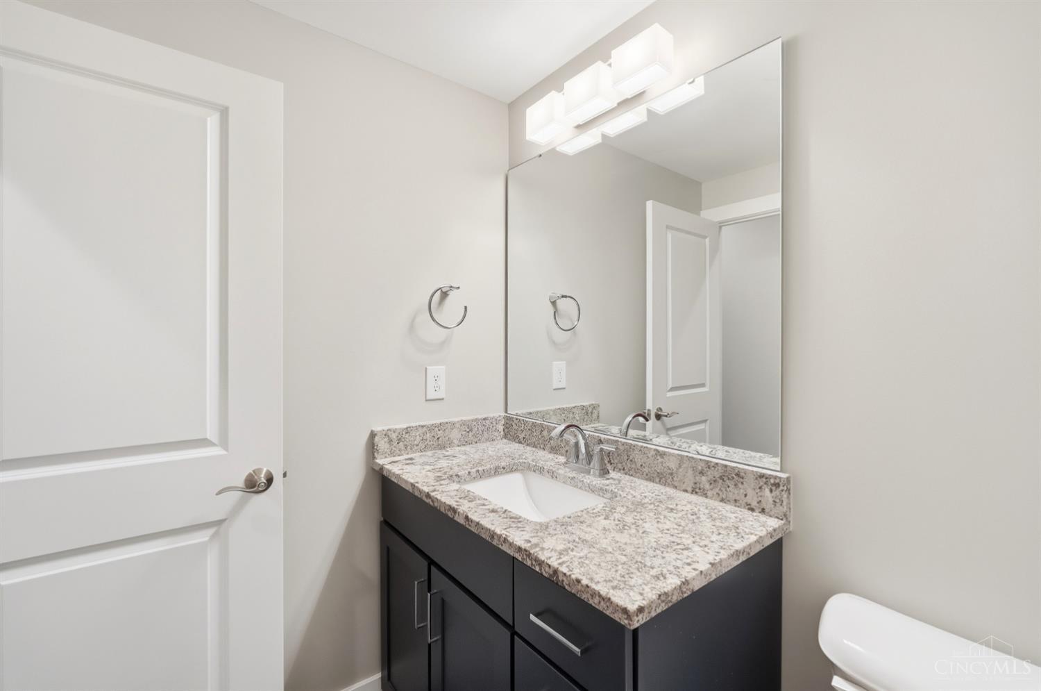 8009 Bennington Drive, West Chester, OH, 45241 — photo 54