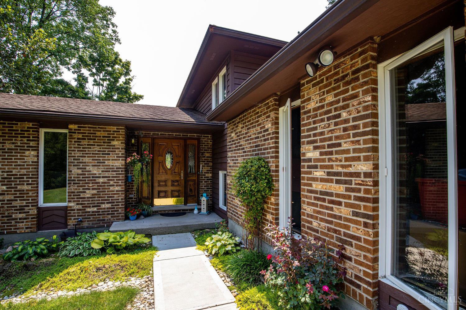 3rd image of 7863 Bridgetown Rd, Cleves, OH 45002 | MLS# 1889671