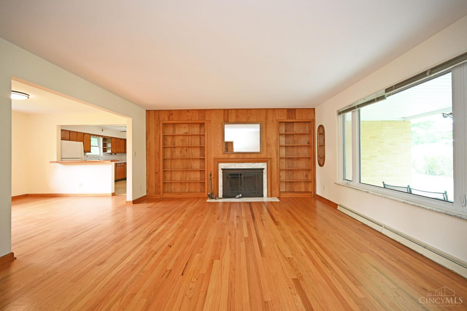 Photo 4 of Sale Pending at 411 Pamela Dr, Oxford, OH 45056 | MLS# 1889863 | Listing updated on 2026-09-19