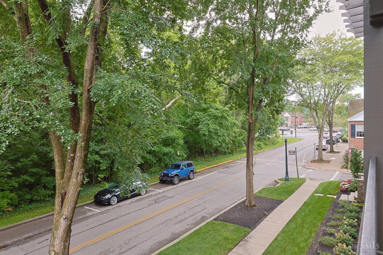 3942 Miami Road #203, Mariemont, OH, 45227 — photo 30