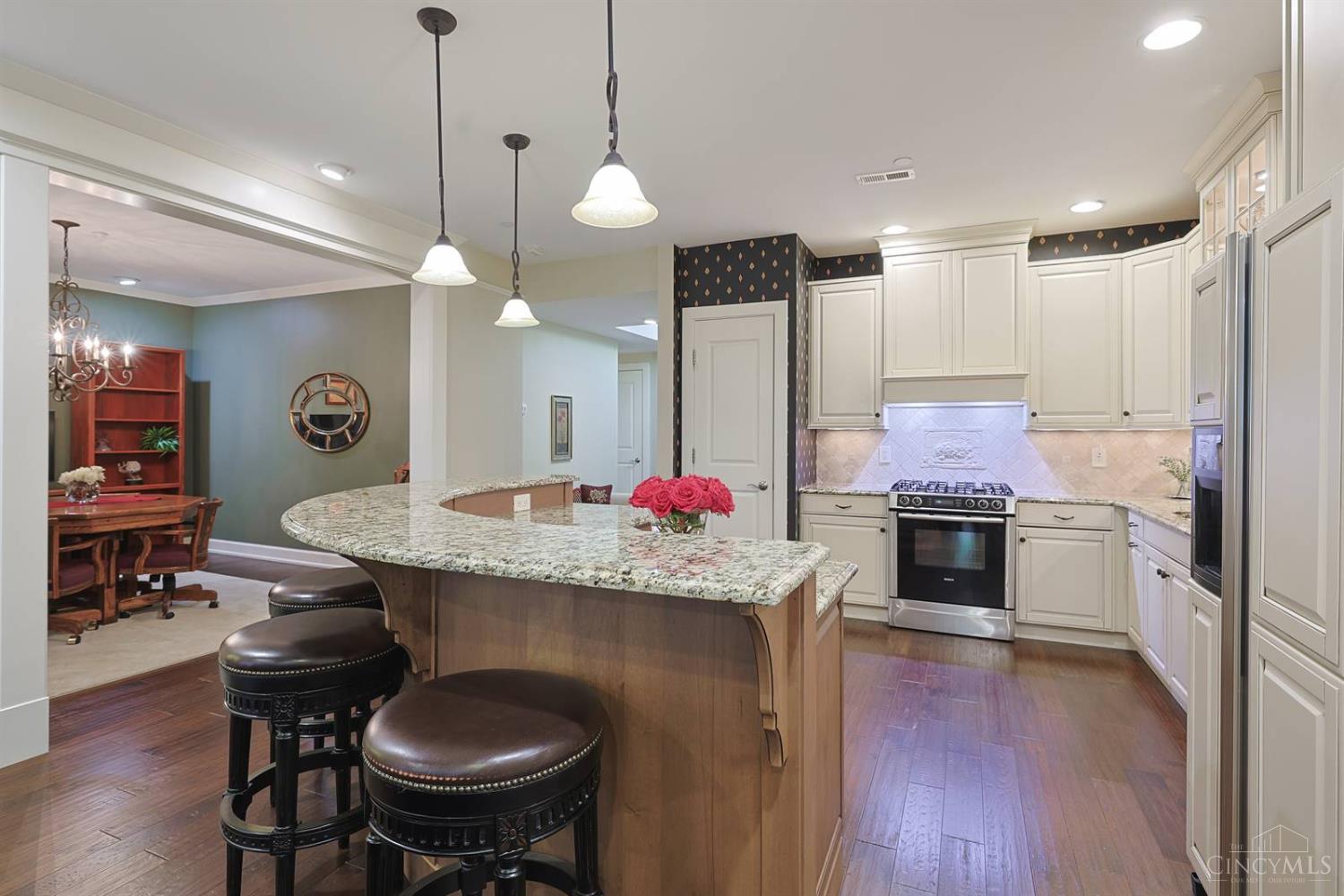 3942 Miami Road #203, Mariemont, OH, 45227 — photo 18