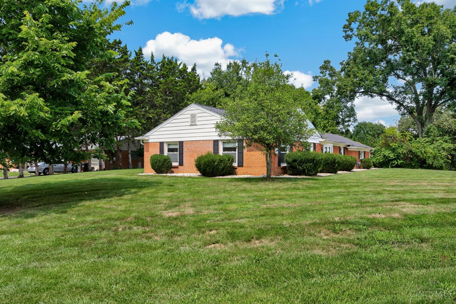 5th image of 1028 Newcastle Dr, Springfield Twp., OH 45231 | MLS# 1889706